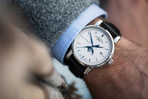 Mühle Glashütte Teutonia IV Mondphase Herrenuhr