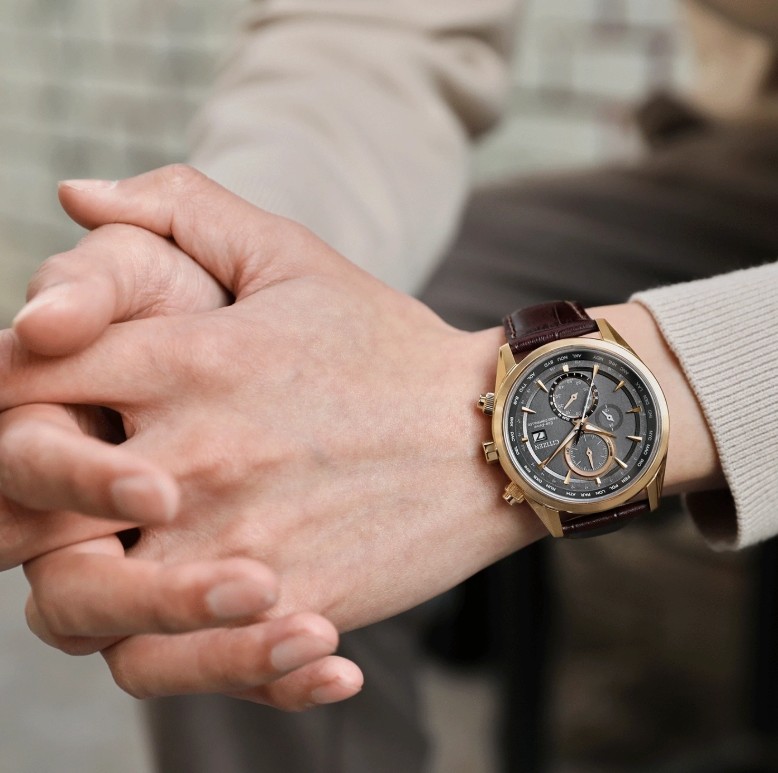 Citizen Funkuhr Eco Drive Roségold Chrono