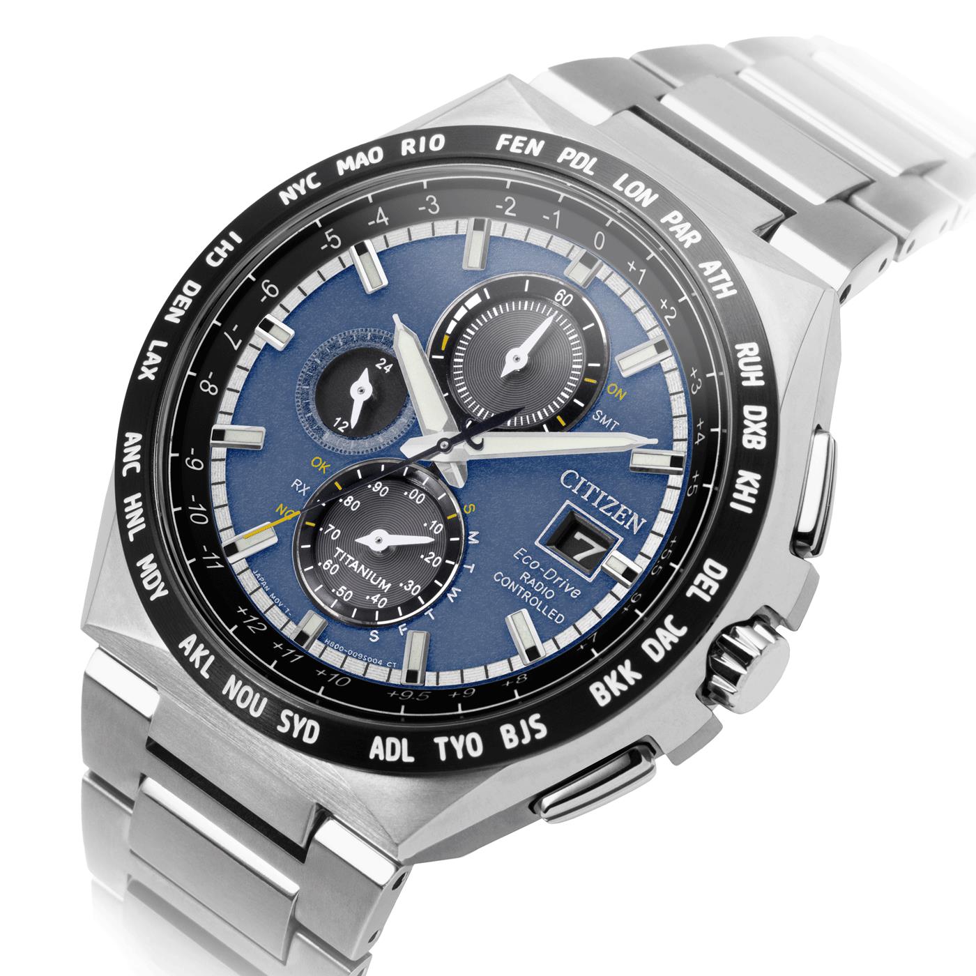 Citizen Titan Funkuhr EcoDrive Blau
