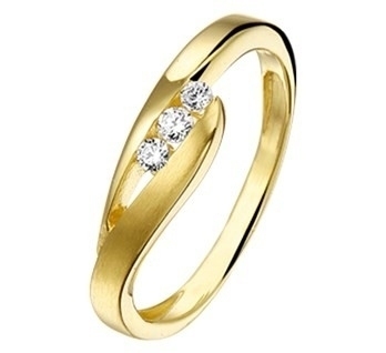 Gelbgold Ring mit 3 Zirkonia