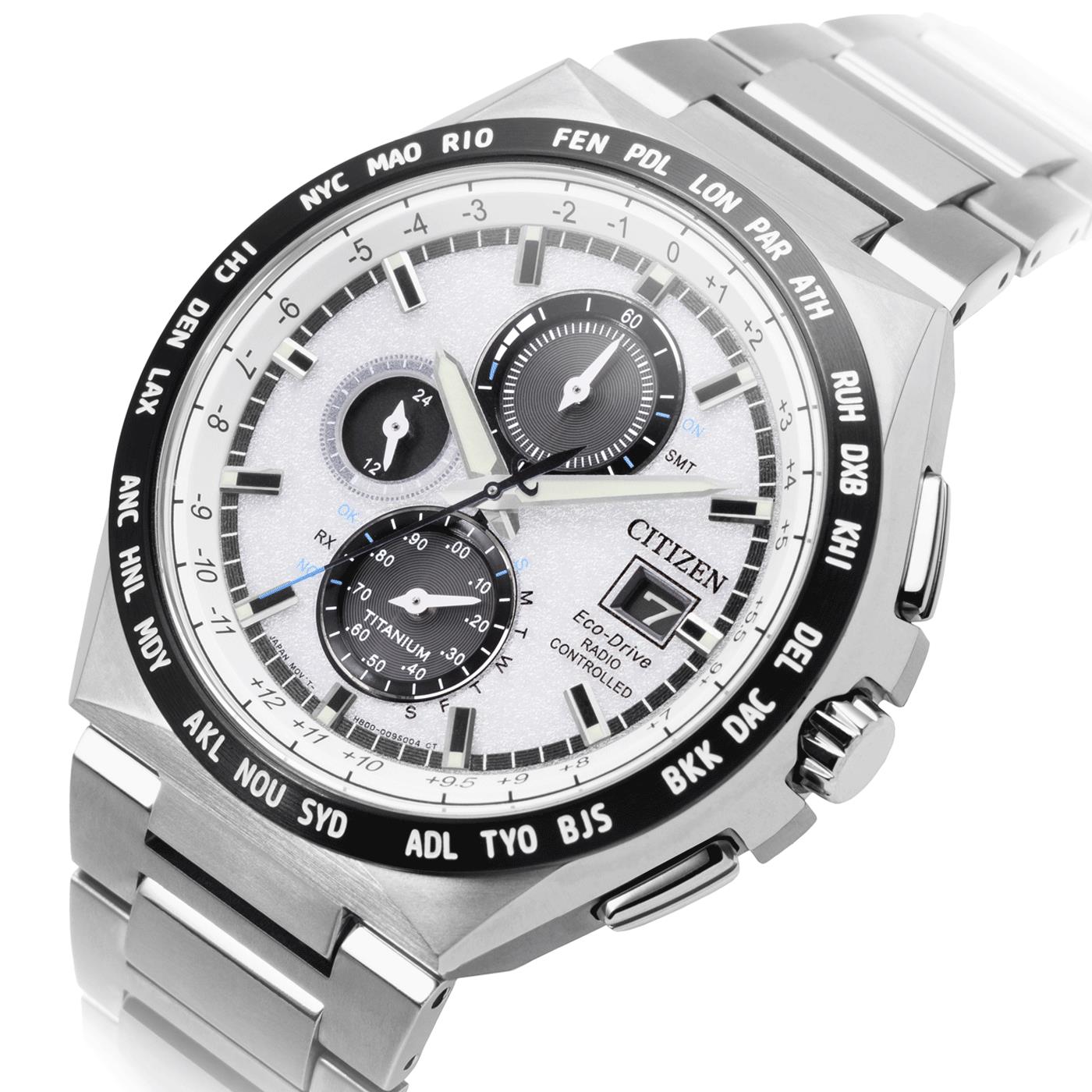 Citizen Titan Funkuhr EcoDrive Weiß