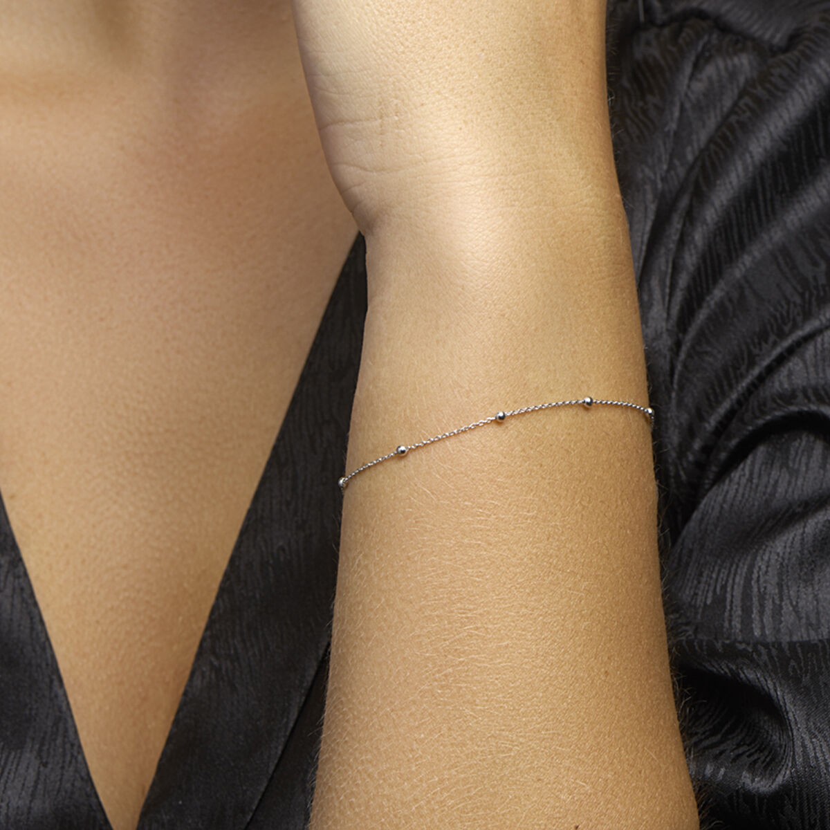 feines Anker Armband mit Kugeln