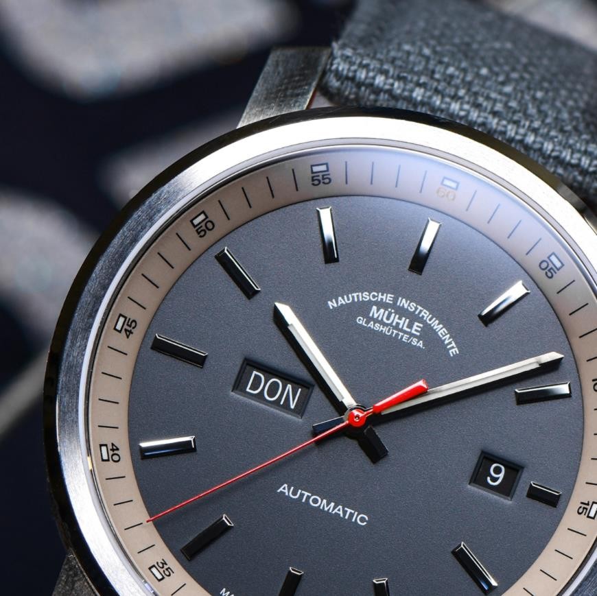 Mühle Glashütte 29er Big Tag / Datum