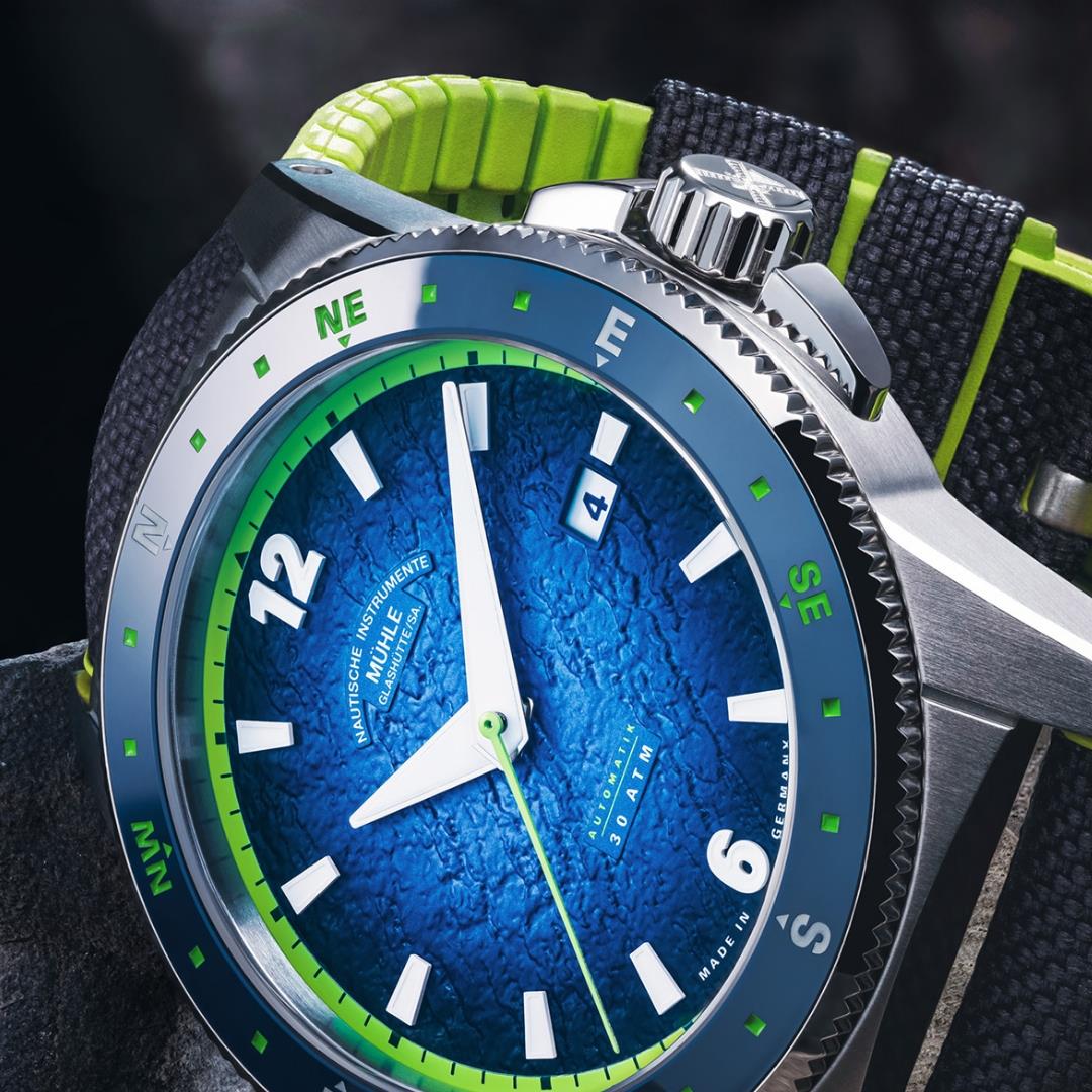 Mühle Glashütte Sportivo Compass Datum Grün